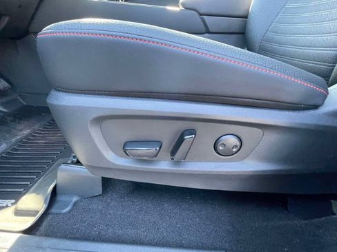 New 2026 Nissan Pathfinder Rock Creek AWD/4WD image 18