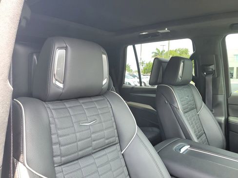 Certified 2025 Cadillac Escalade Sport Platinum AWD/4WD image 25