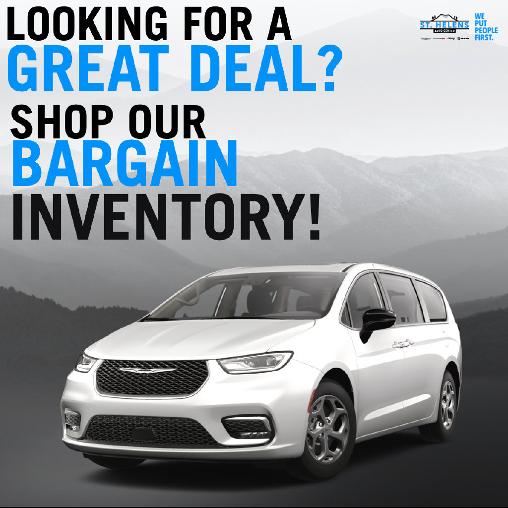 Used 2024 Chrysler Pacifica Touring-L FWD image 3