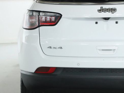 Used 2025 Jeep Compass Limited AWD/4WD image 43