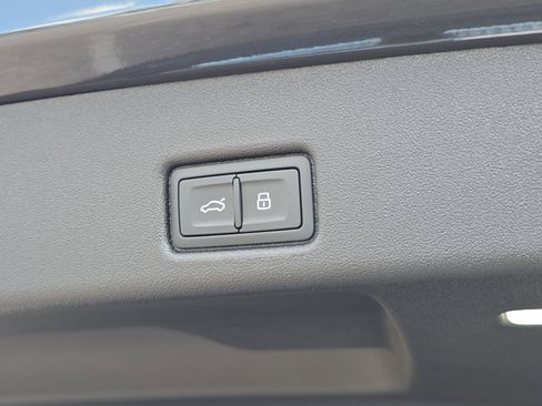 New 2025 Audi Q5 Premium Plus image 9