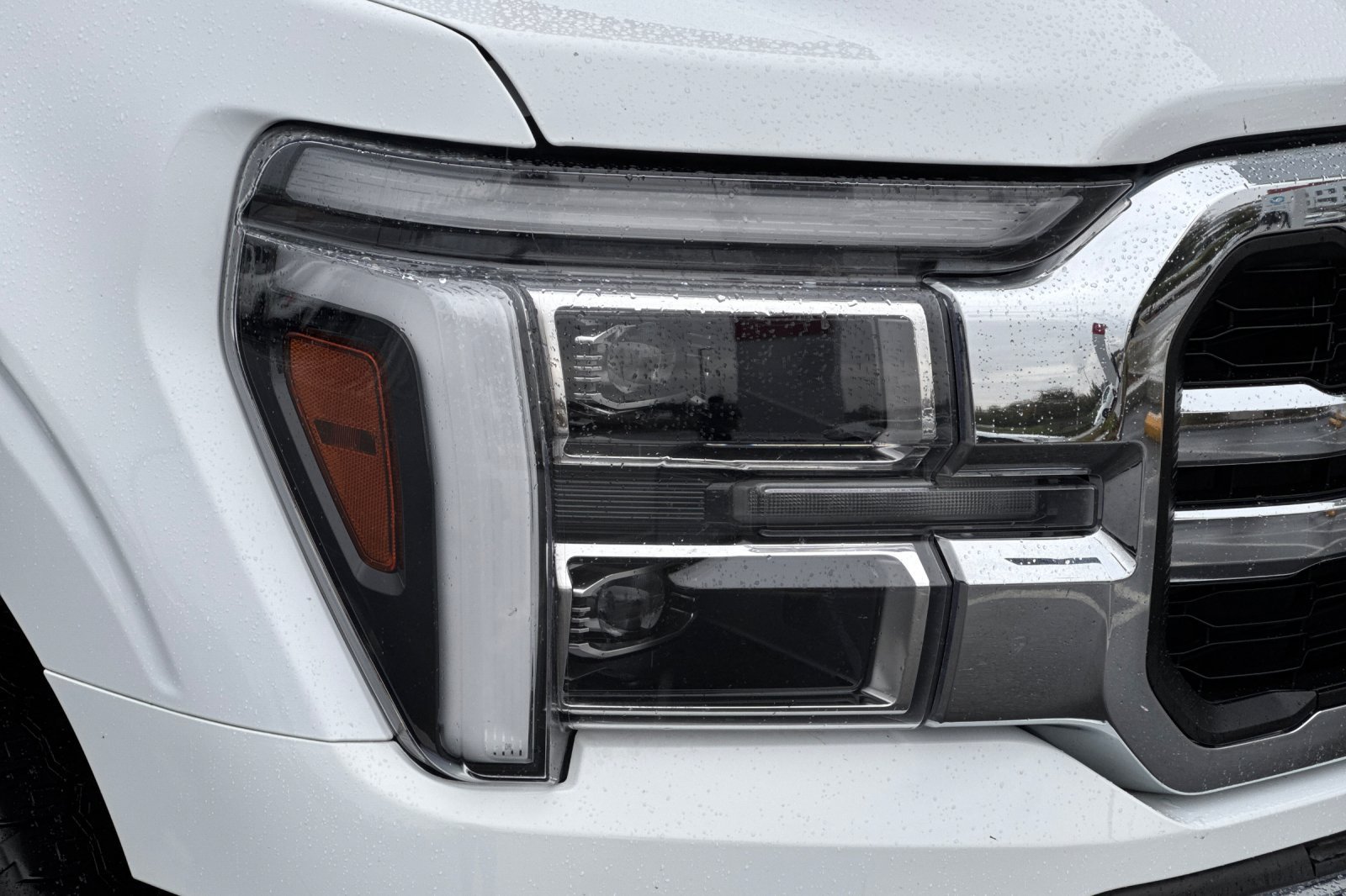 Used 2025 Ford F150 Lariat AWD/4WD image 48