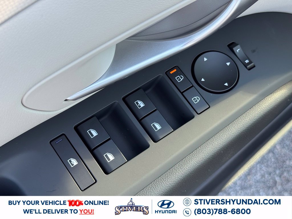 New 2026 Hyundai Tucson SE w/ Tow & Go Package FWD image 23
