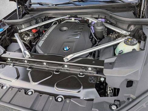 New 2026 BMW X5 xDrive40i w/ M Sport Package image 17