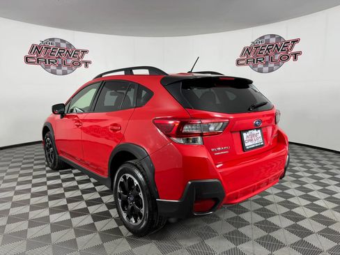 Used 2021 Subaru Crosstrek 2.0i image 5