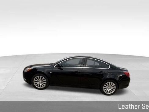 Used 2011 Buick Regal CXL w/ RL2 Preferred Equipment Group image 2