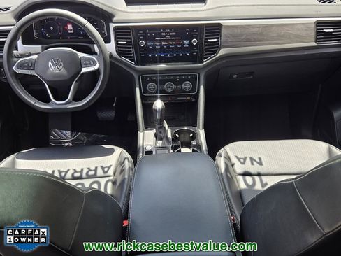 Used 2022 Volkswagen Atlas Cross Sport SE image 13