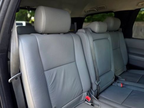 Used 2011 Toyota Sequoia Limited AWD/4WD image 49