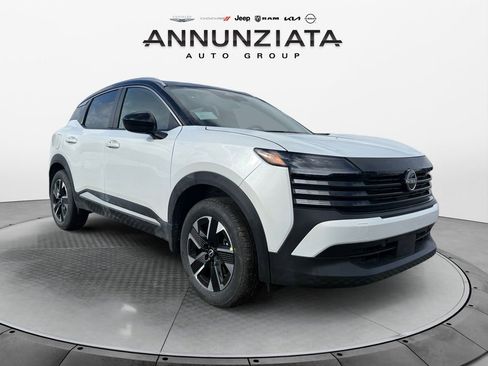 New 2026 Nissan Kicks SV w/ SV Premium Package image 7