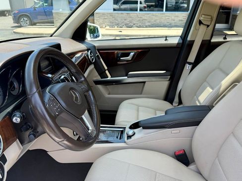 Used 2013 Mercedes-Benz GLK 350 4MATIC image 15