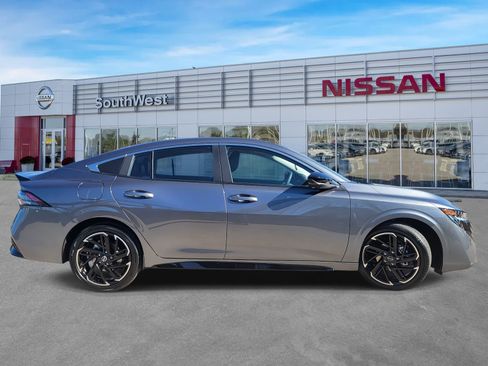 New 2026 Nissan Sentra SR image 5