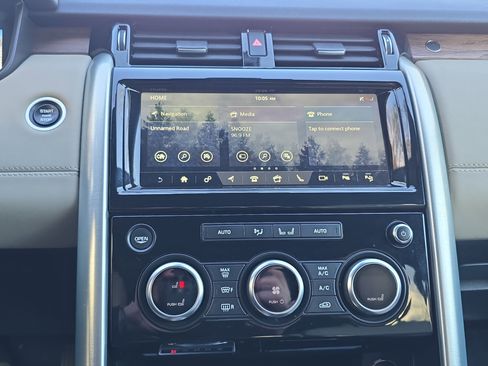 Used 2019 Land Rover Discovery HSE image 21