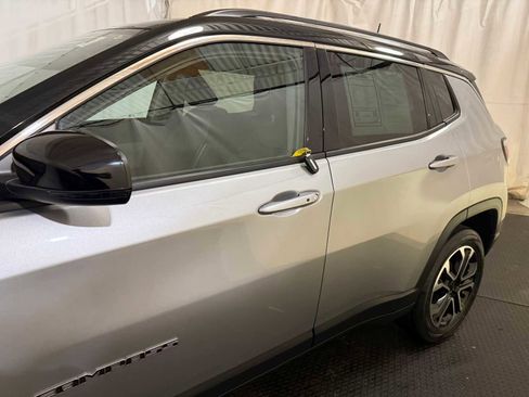 Certified 2022 Jeep Compass Limited image 7