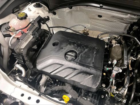 Used 2024 Chevrolet TrailBlazer RS w/ Driver Confidence Package image 35