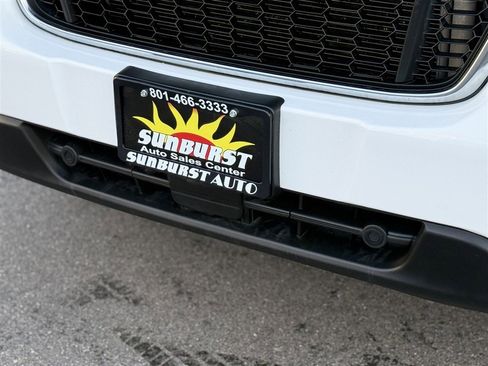 Used 2023 Ford Transit 350 XLT image 9