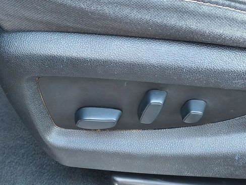 Used 2019 Chevrolet Silverado 2500 LT image 14