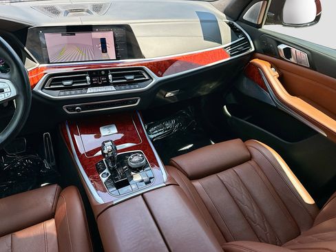 Used 2022 BMW ALPINA XB7 AWD/4WD image 22