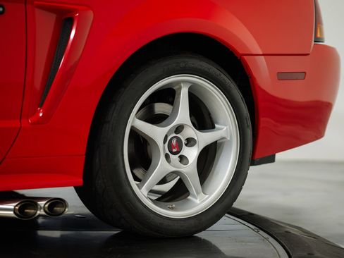 Used 2000 Ford Mustang Cobra RWD image 30