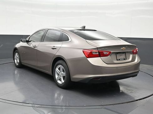 Used 2024 Chevrolet Malibu LS FWD image 3