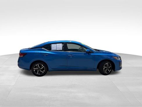 Used 2024 Nissan Sentra SV FWD image 7