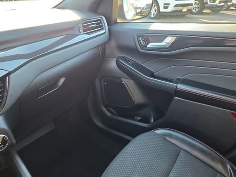 Used 2024 Ford Escape ST-Line FWD image 37