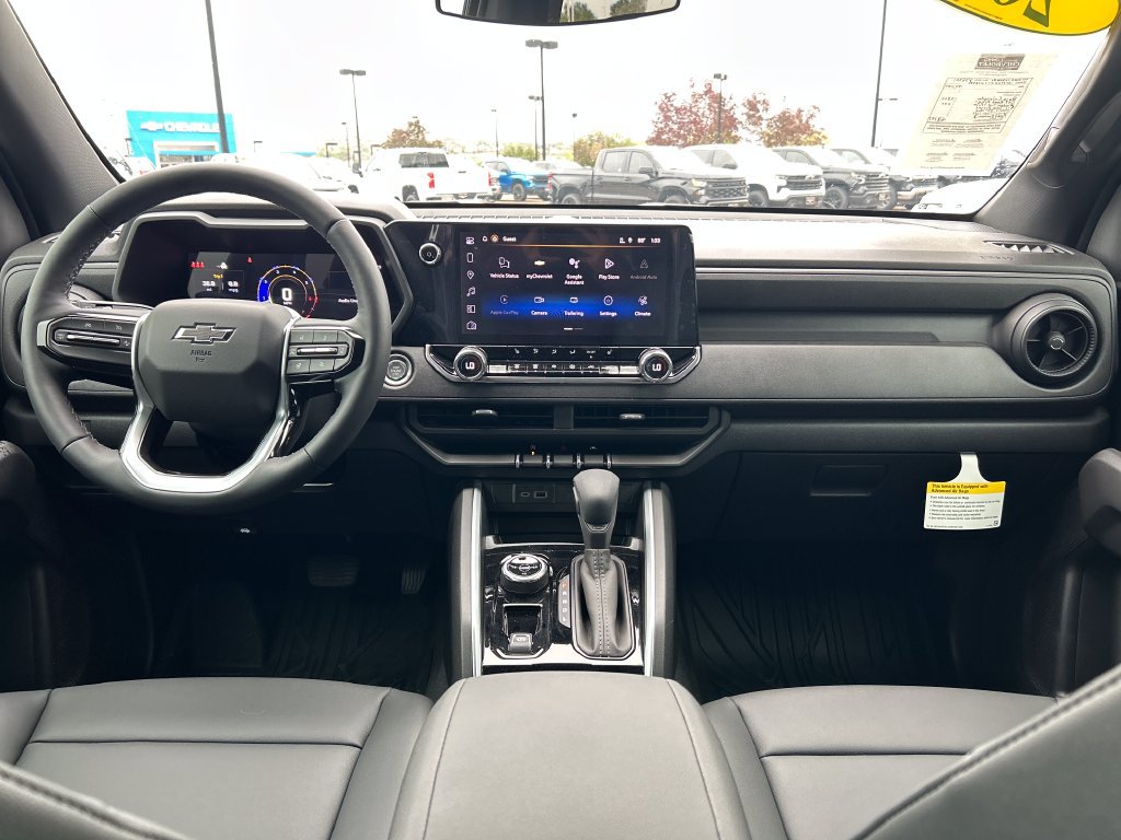 New 2026 Chevrolet Colorado Trail Boss w/ Off-Road Front Bumper Package AWD/4WD image 4