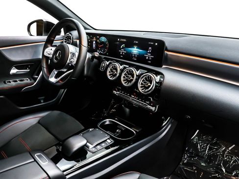 Used 2022 Mercedes-Benz A 220 image 16