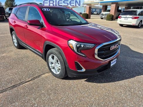 Used 2021 GMC Terrain SLE w/ Driver Convenience Package image 7