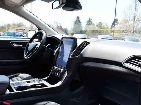 Used 2024 Ford Edge SEL w/ Convenience Package AWD/4WD image 16