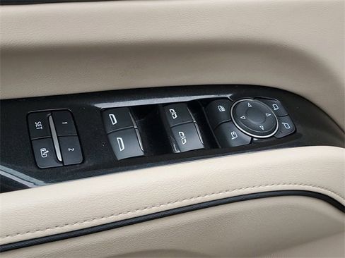 Used 2023 Cadillac Escalade ESV Premium Luxury w/ Performance Package image 15