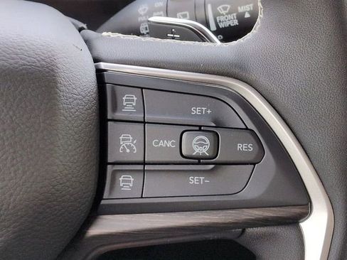 New 2026 Jeep Grand Cherokee L 2WD image 26