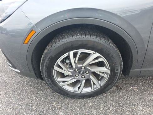 Used 2025 Lincoln Corsair Premiere w/ Equipment Group 101A image 8