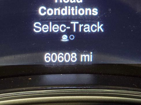 Used 2015 Jeep Grand Cherokee SRT w/ Luxury Group II image 13