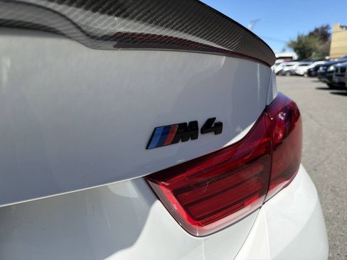 Used 2018 BMW M4 Coupe RWD image 6