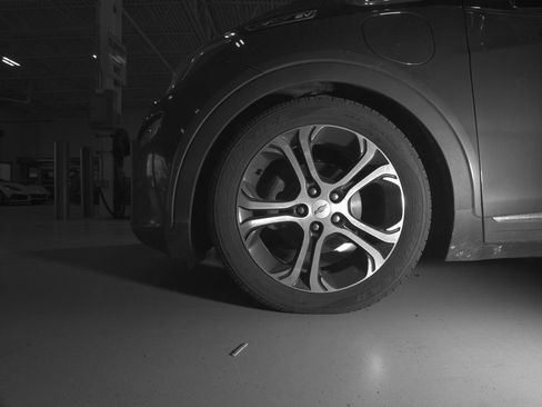 Used 2019 Chevrolet Bolt Premier w/ Infotainment Package image 6