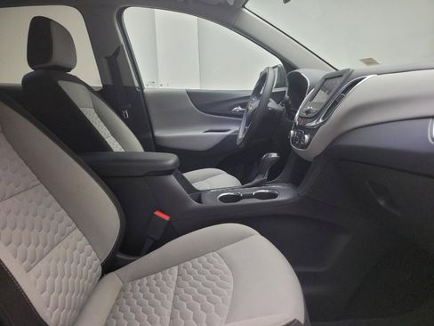 Used 2021 Chevrolet Equinox LS w/ LS Convenience Package FWD image 21