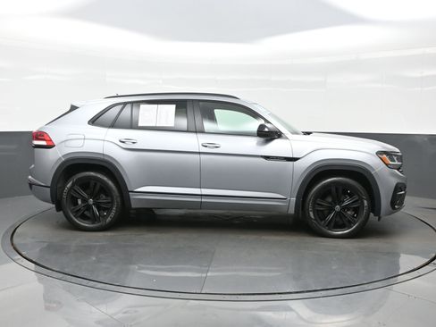 Used 2023 Volkswagen Atlas Cross Sport SEL R-Line image 7