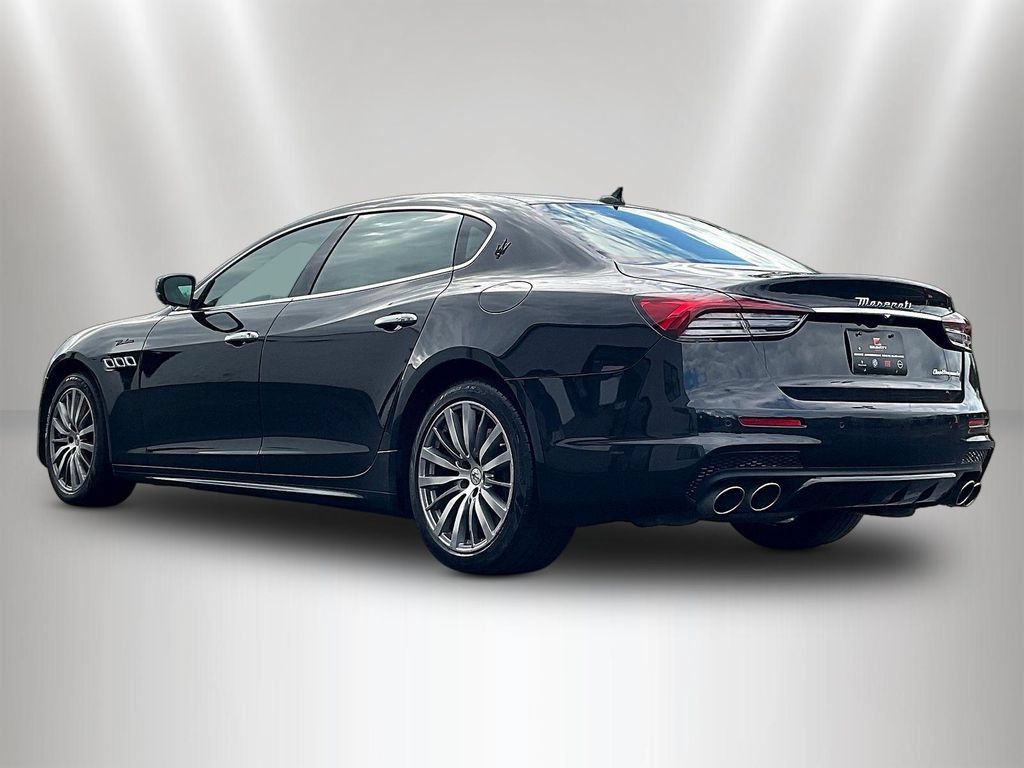 Used 2022 Maserati Quattroporte Modena RWD image 4
