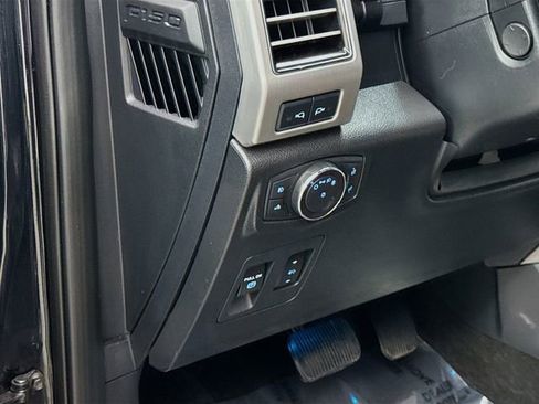 Used 2020 Ford F150 Platinum w/ Equipment Group 701A Luxury AWD/4WD image 10