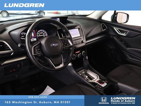 Used 2019 Subaru Forester Premium image 8