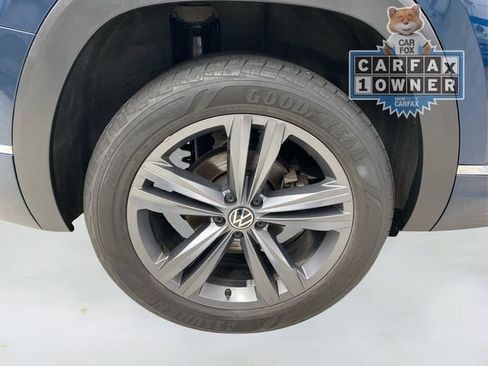 Used 2021 Volkswagen Atlas SE w/ Panoramic Sunroof Package image 17