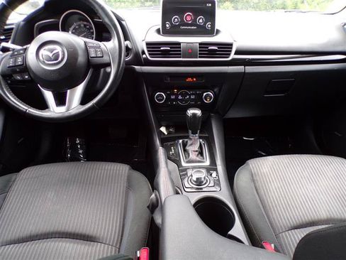 Used 2014 MAZDA MAZDA3 i Touring w/ Technology Package FWD image 29