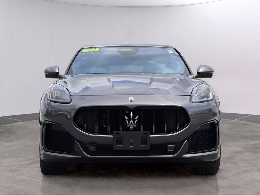 Used 2023 Maserati Grecale Trofeo AWD/4WD image 2