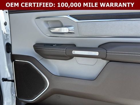 Certified 2025 RAM 1500 Laramie AWD/4WD image 11