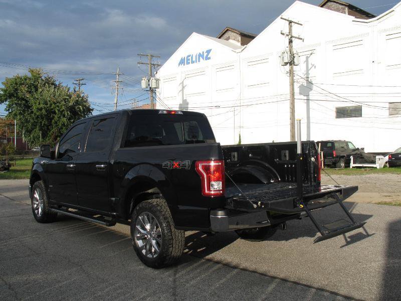 Used 2017 Ford F150 XLT w/ Equipment Group 302A Luxury AWD/4WD image 11