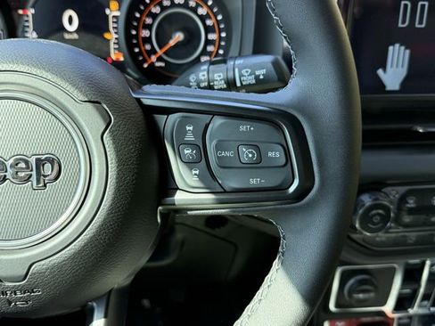 New 2026 Jeep Wrangler Unlimited Rubicon AWD/4WD image 21