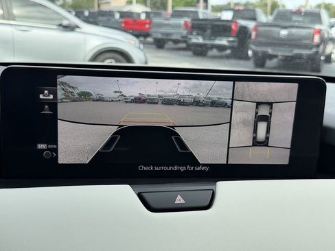 Used 2024 MAZDA CX-90 Plug-In Hybrid w/ Premium Plus AWD/4WD image 23