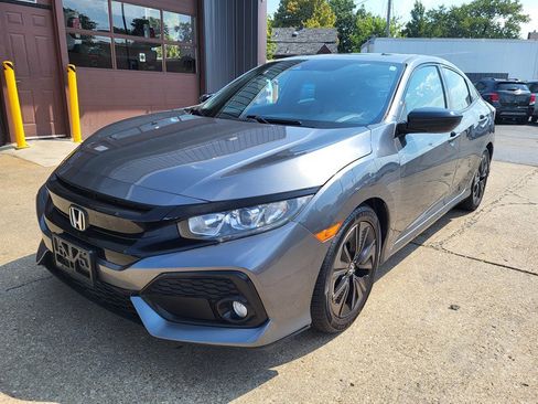 Used 2019 Honda Civic EX image 3
