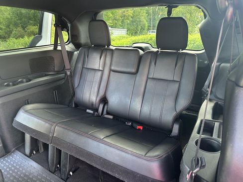 Used 2016 Dodge Grand Caravan R/T FWD image 17