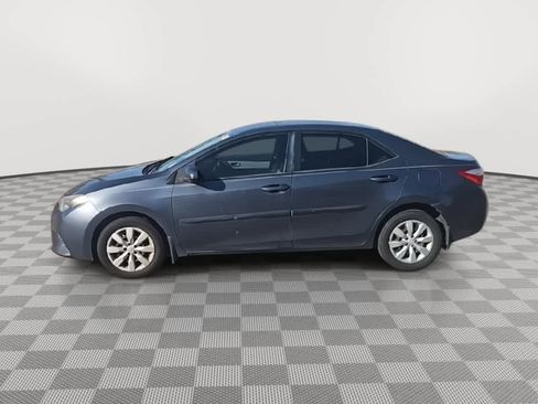 Used 2016 Toyota Corolla LE FWD image 5